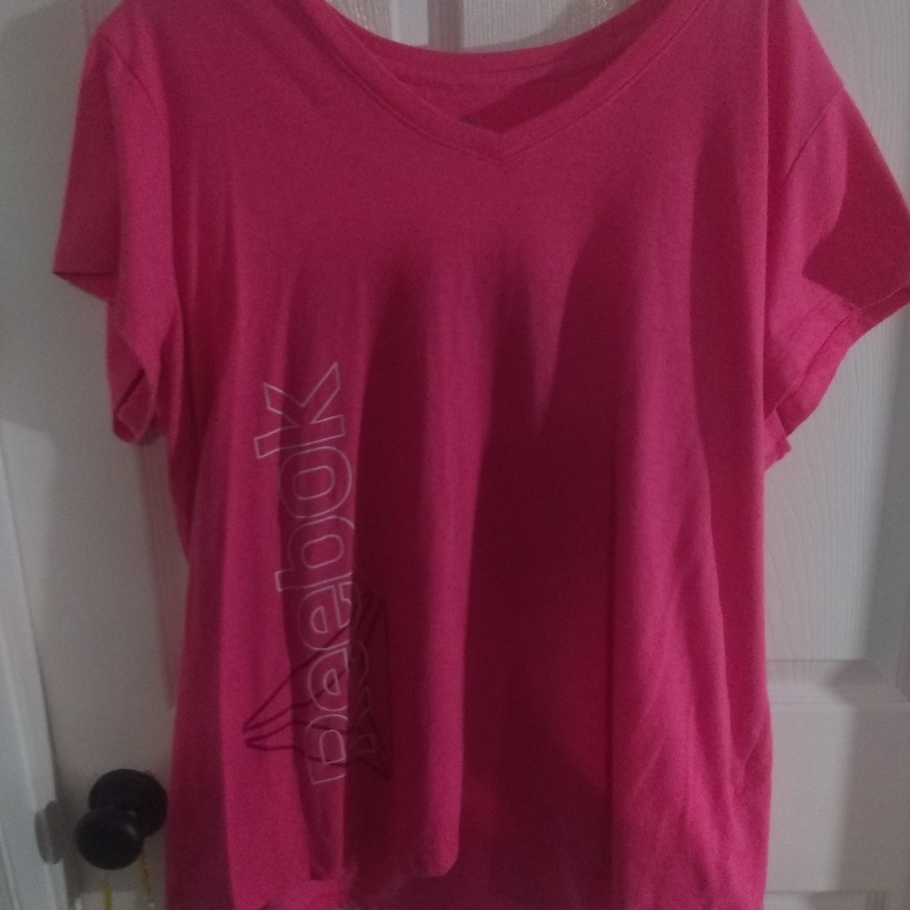 Reebok T-shirt
